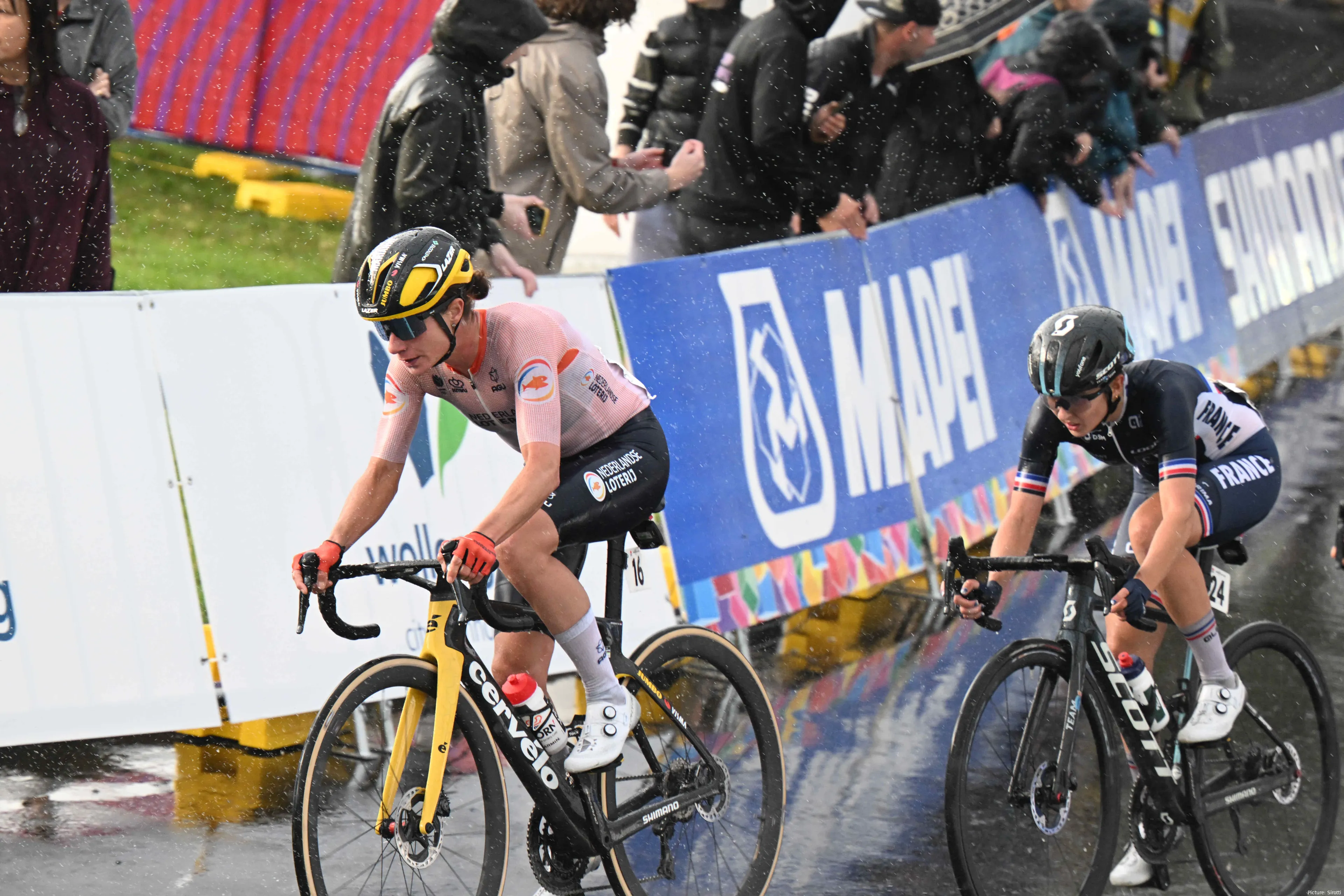 As hipóteses de Marianne Vos conquistar o título mundial foram deitadas